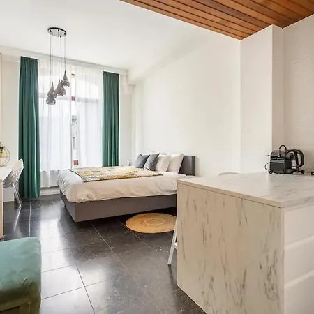 Riverview Studio In Historical Heart Of Amberes Exterior foto