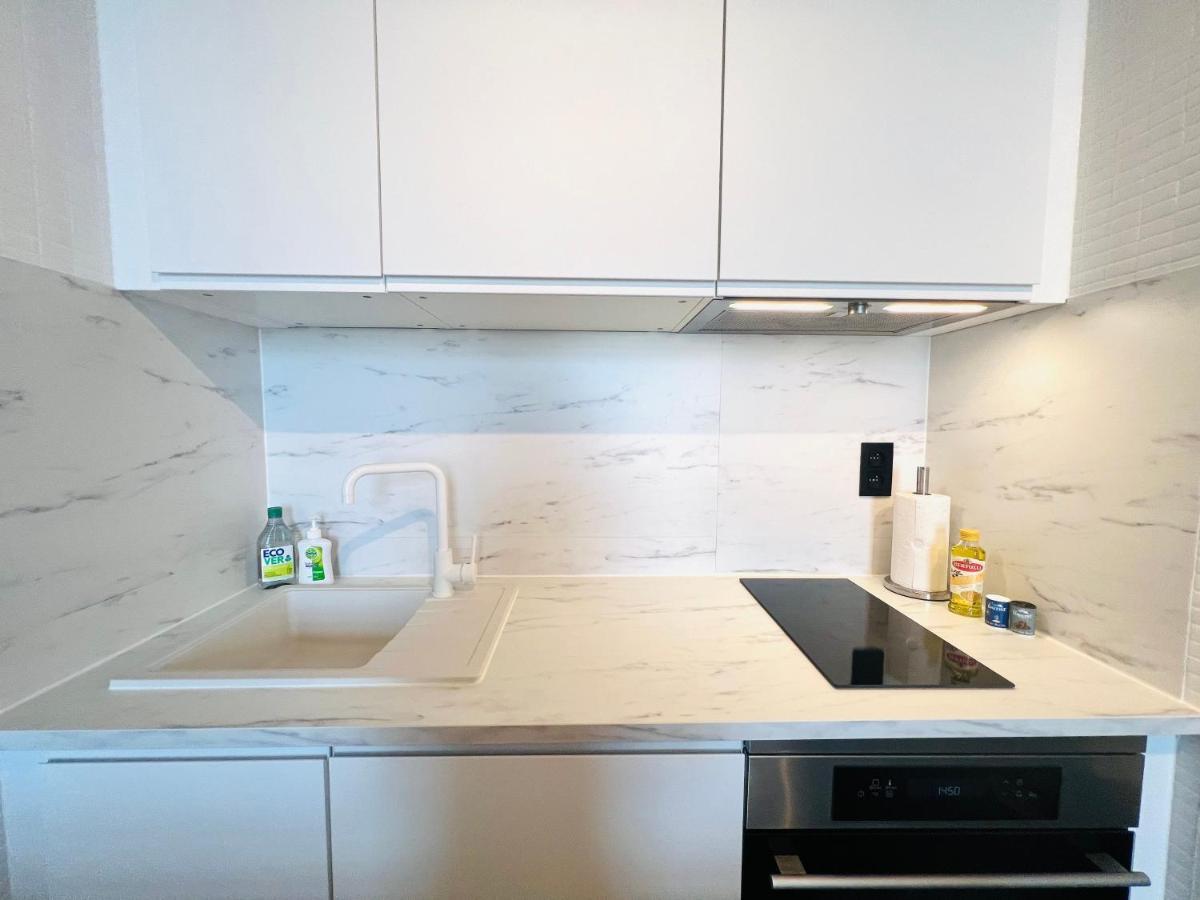 Apartment Riverview In Historical Heart Of