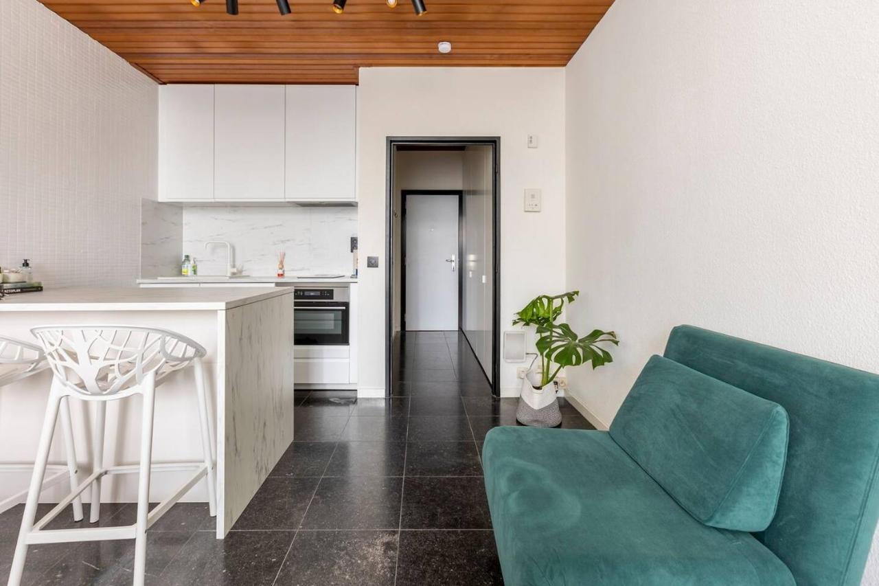 Riverview In Historical Heart Of Apartment