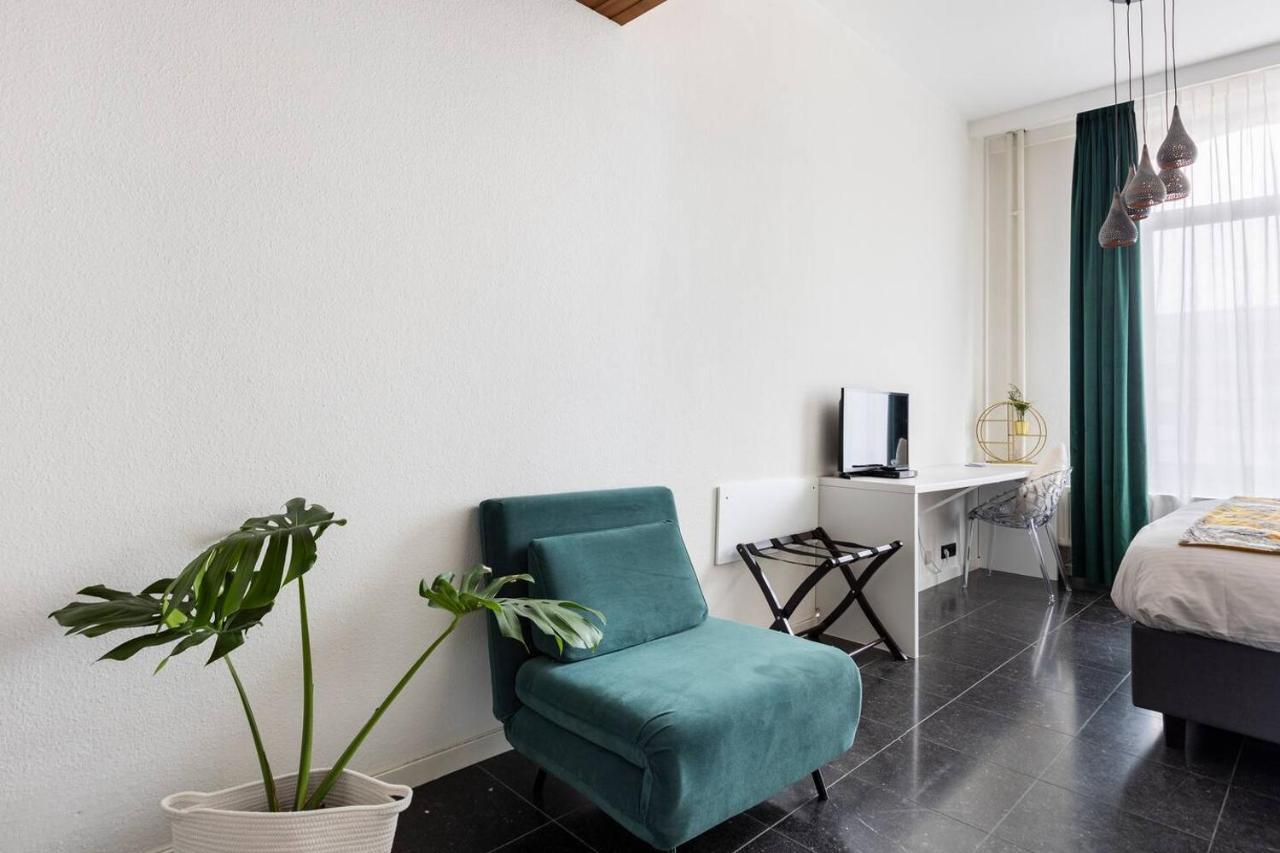 Apartment Riverview In Historical Heart Of